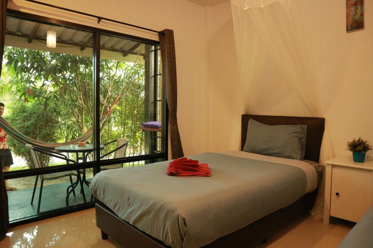 Raven Blue Hotel Ko Lanta Exterior foto