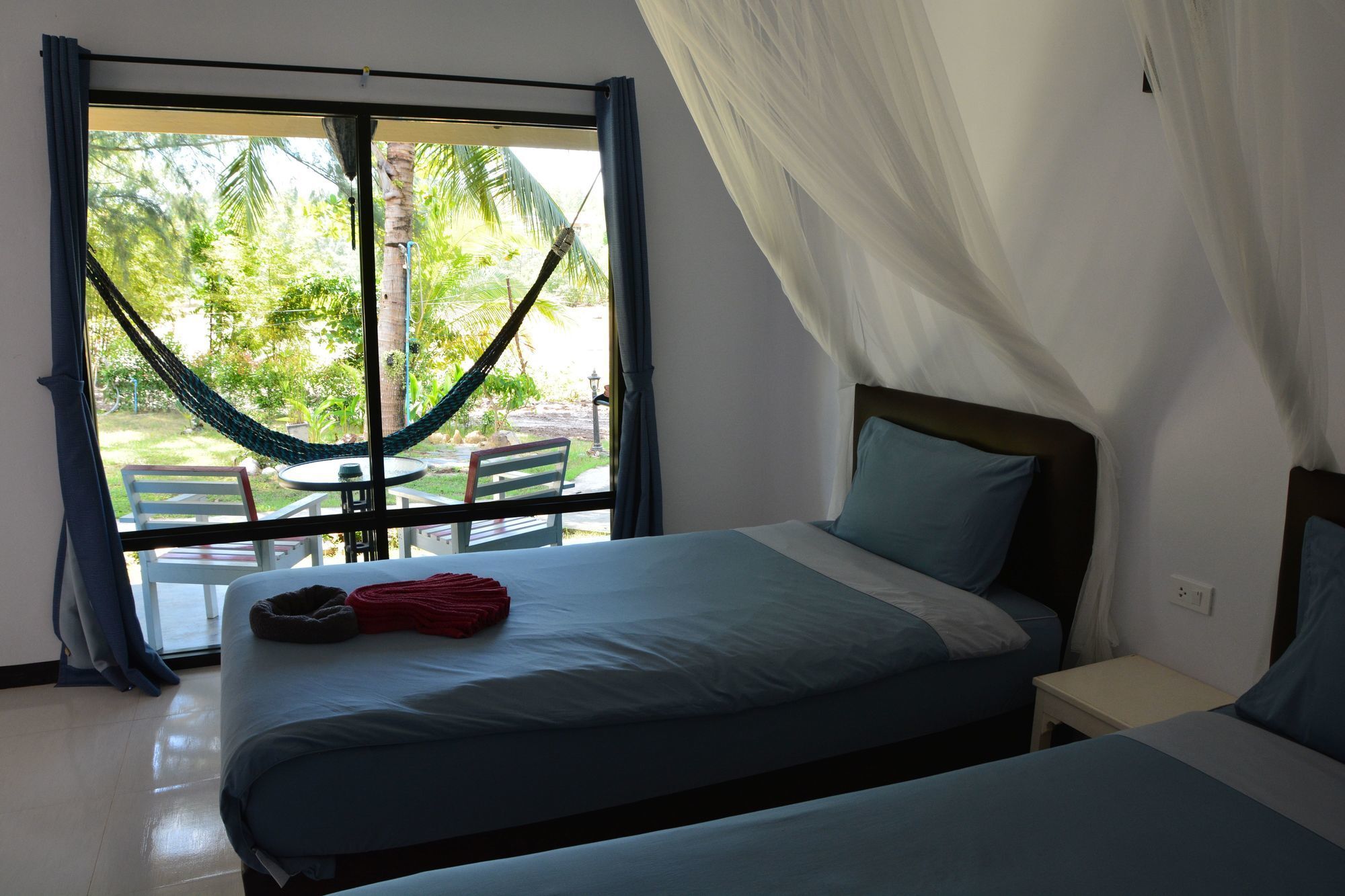 Raven Blue Hotel Ko Lanta Exterior foto